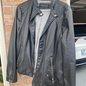 XL Black Leather Jacket